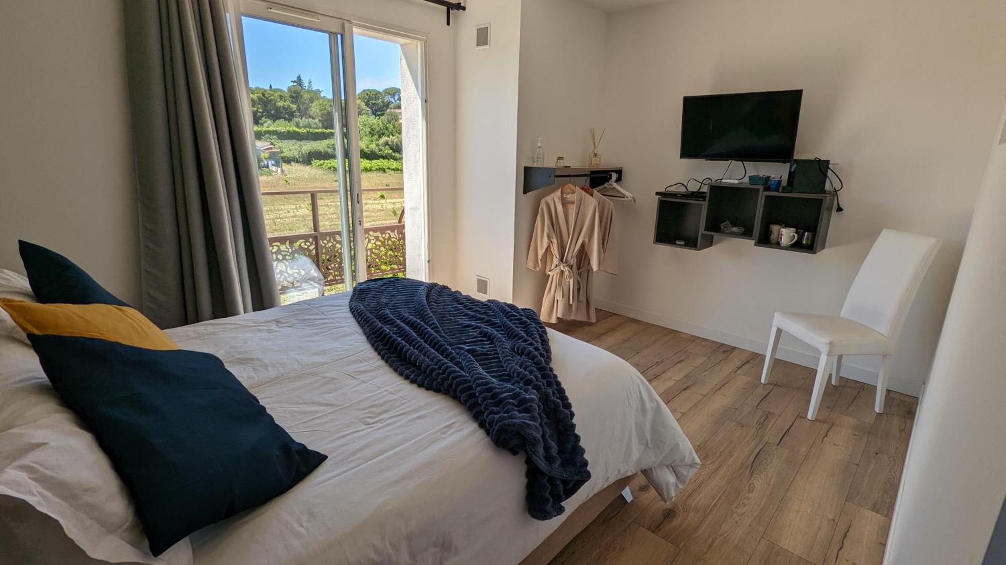 Chambre L A Tavel Ngoại thất bức ảnh